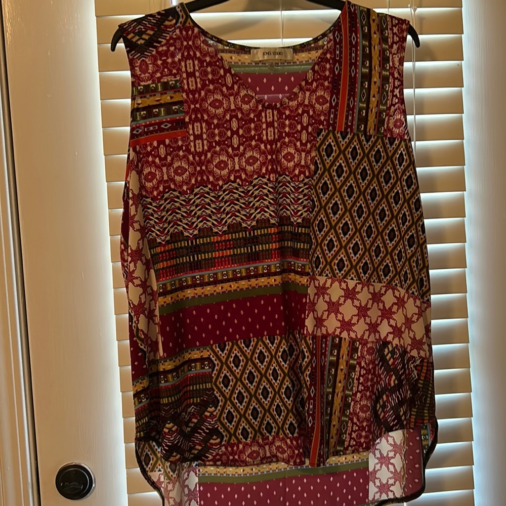 Jones Studio Tank top blouse